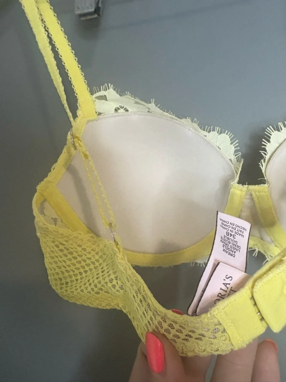 Victoria’s Secret Dream Angels Yellow Lace Bra 34B Lined Demi - Picture 5 of 8